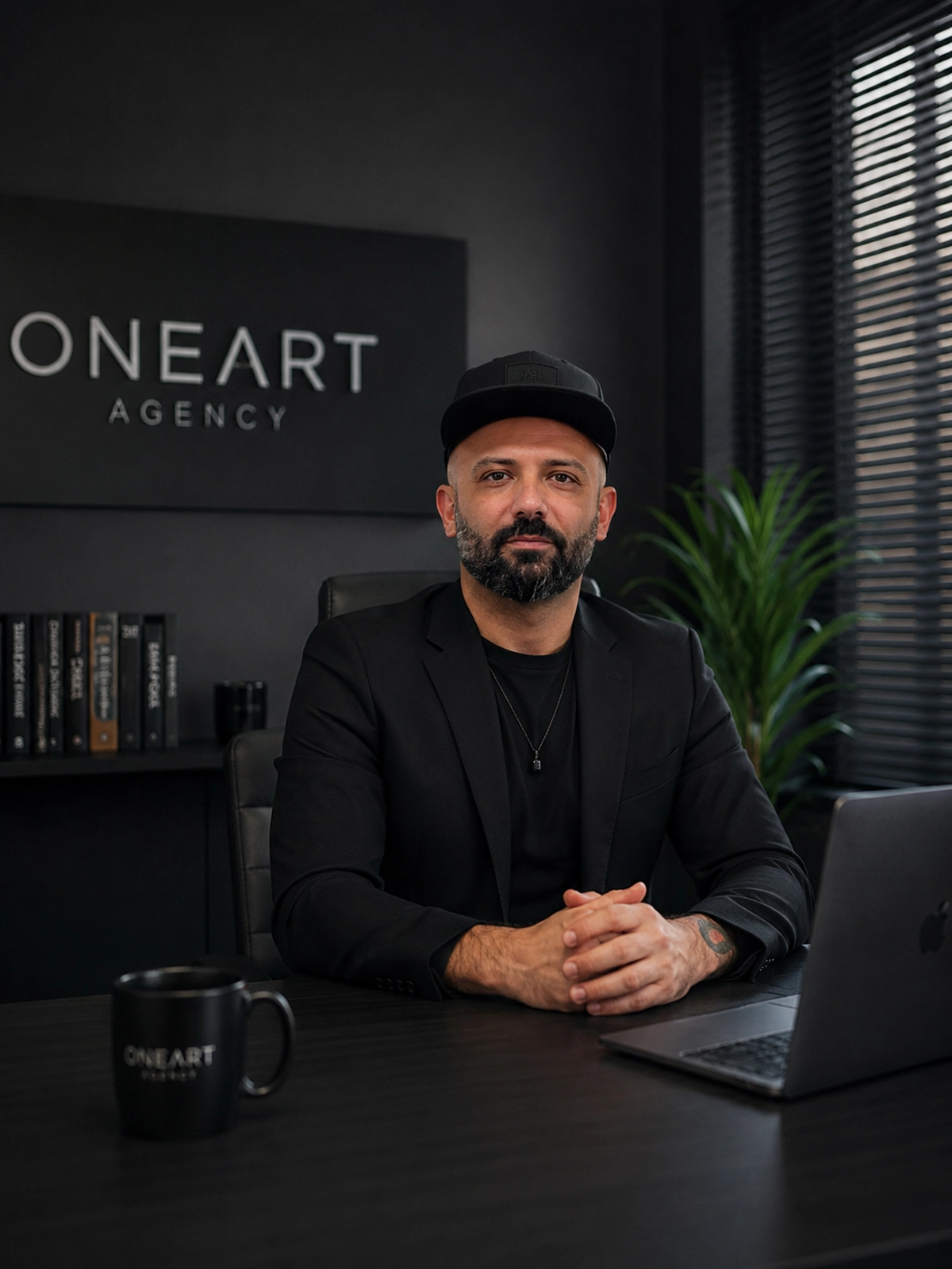 Mehmet Varlik, Inhaber der ONEART Agency